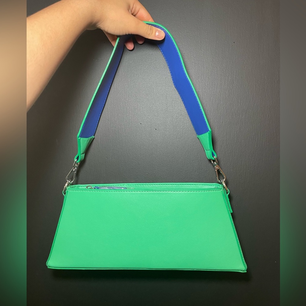 Green shoulder bag